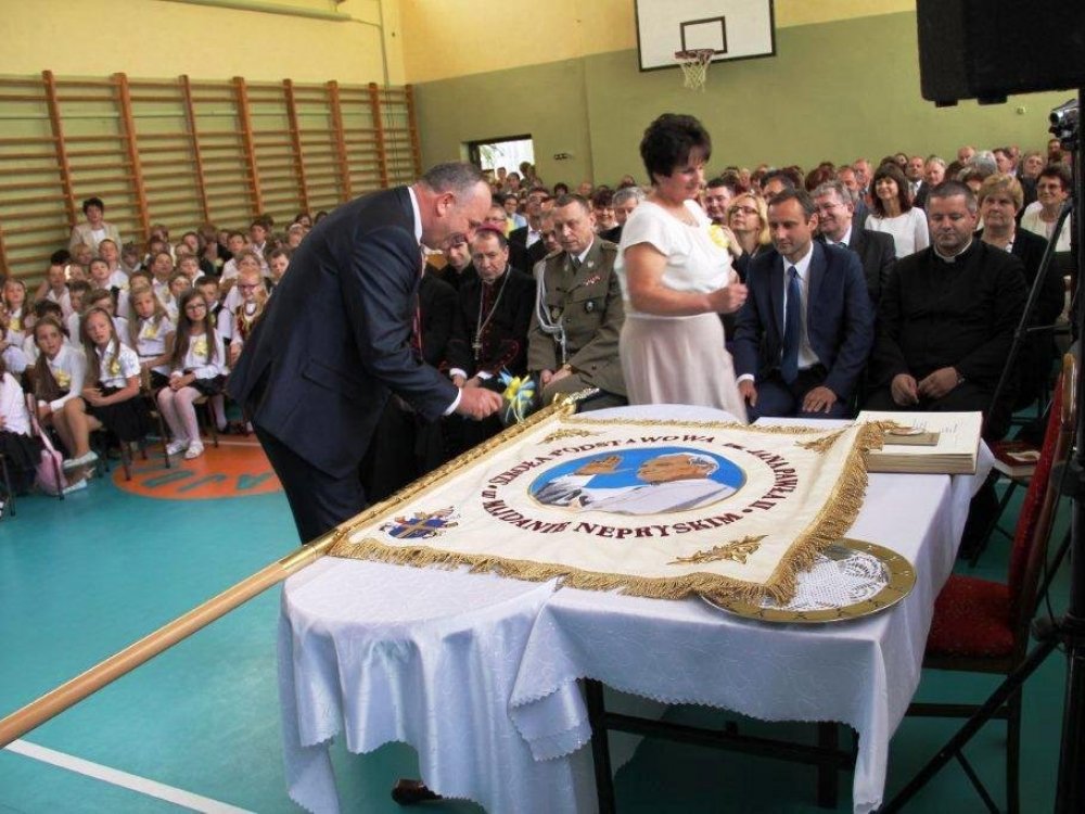 Uroczystość nadania imienia Jana Pawła II