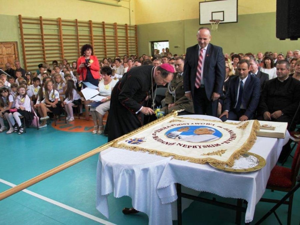 Uroczystość nadania imienia Jana Pawła II